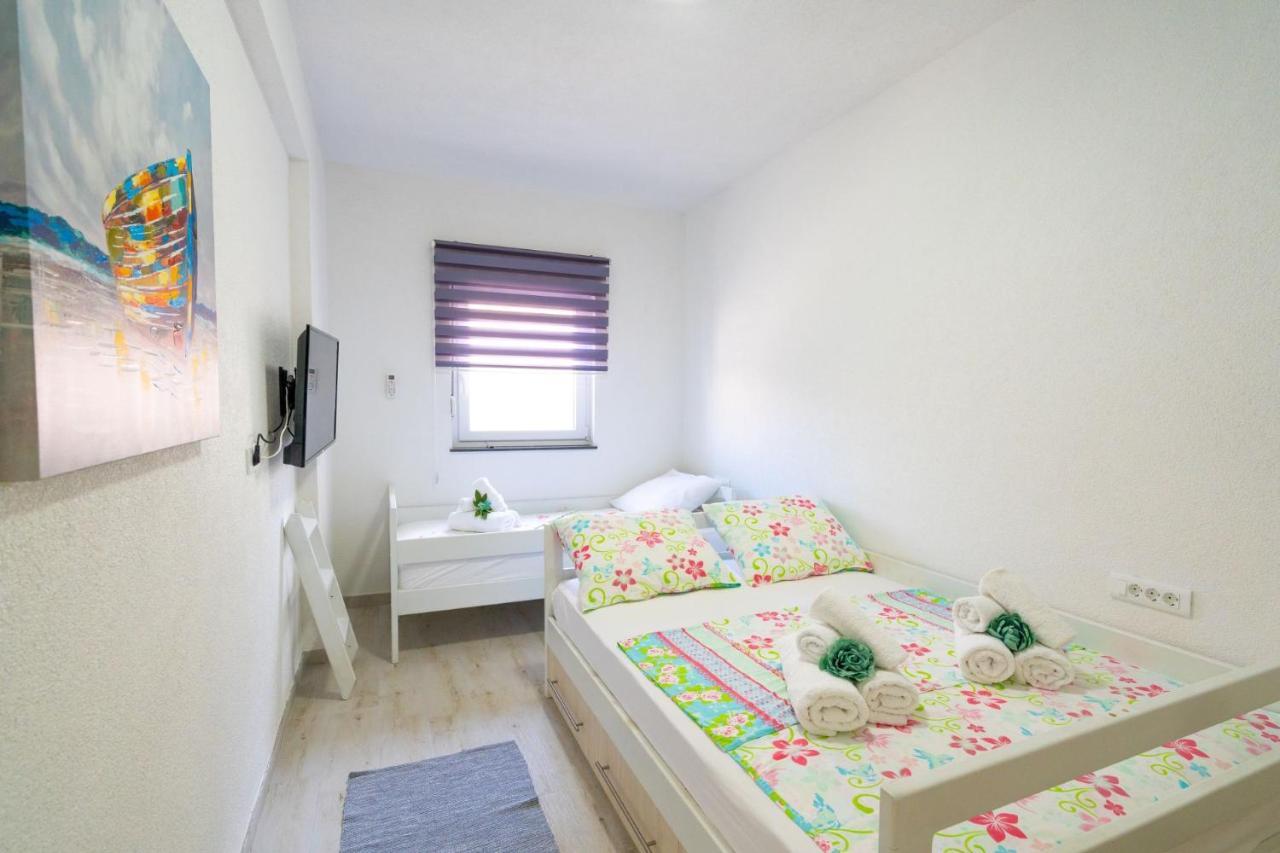 Seaview Relaxation Apartment Podstrana Luaran gambar